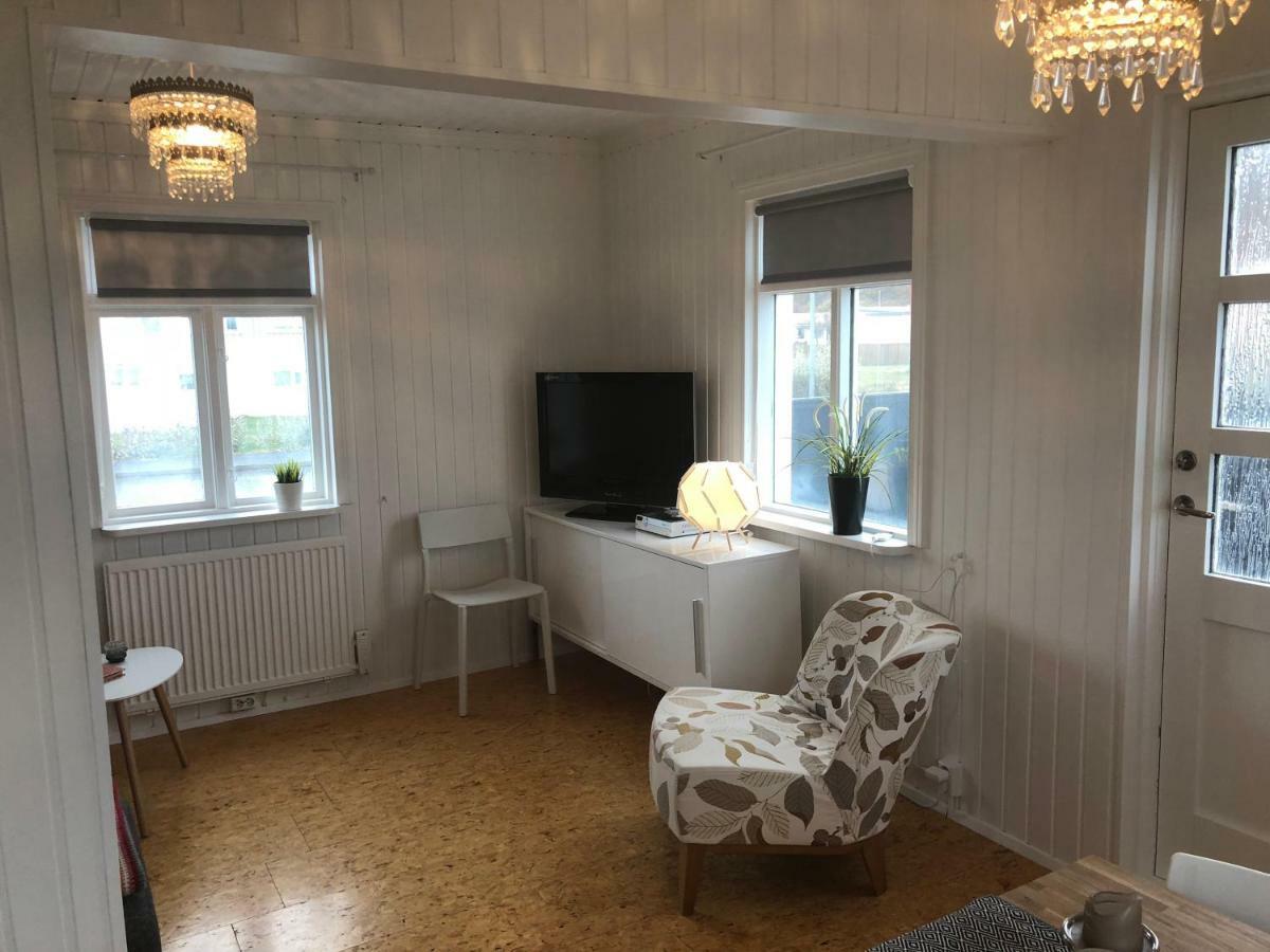 Vellir Grenivik Home With A View Exteriör bild